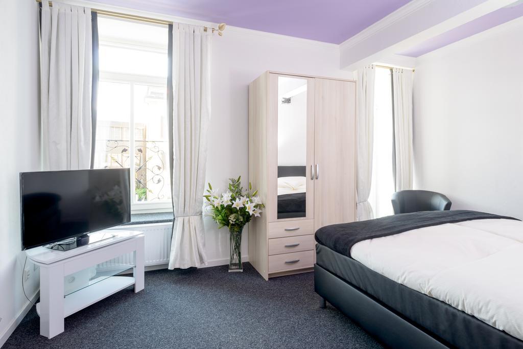 Villa Linde Zuchwil 部屋 写真